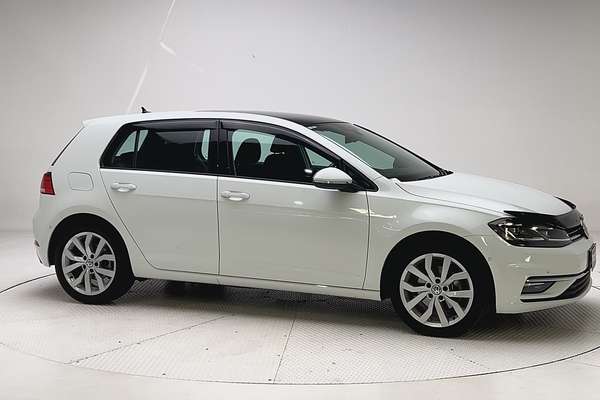 2020 Volkswagen Golf 110TSI Highline 7.5 thumb-3