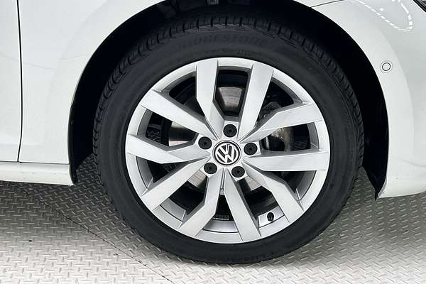 2020 Volkswagen Golf 110TSI Highline 7.5 thumb-9