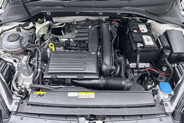 2020 Volkswagen Golf 110TSI Highline 7.5 thumb-10