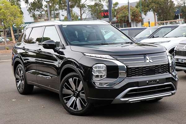 2025 Mitsubishi Outlander Exceed Tourer ZM