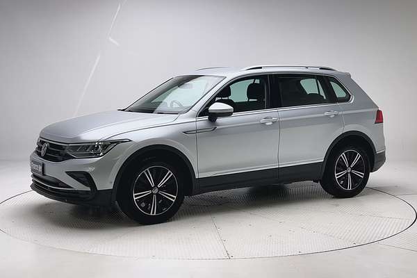 2022 Volkswagen Tiguan 110TSI Life 5N thumb-3