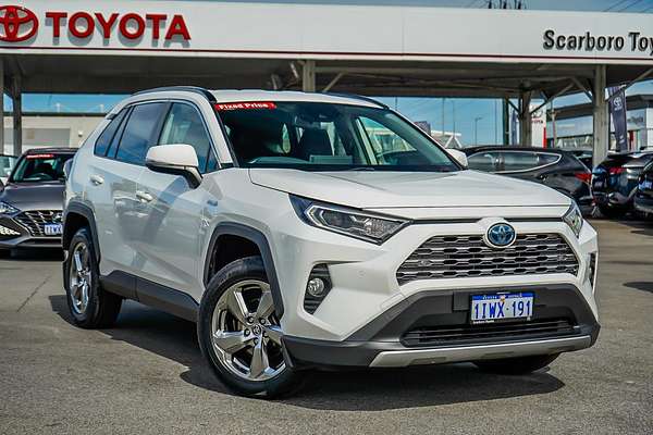 2020 Toyota RAV4 GXL AXAH54R