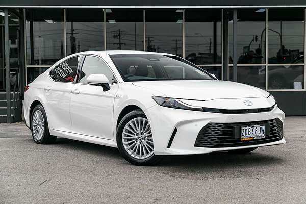 2025 Toyota Camry Ascent AXVH80R