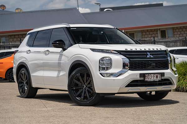 2022 Mitsubishi Outlander Exceed ZM