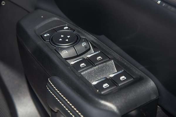 2025 Ford Everest Platinum 3.0L thumb-14