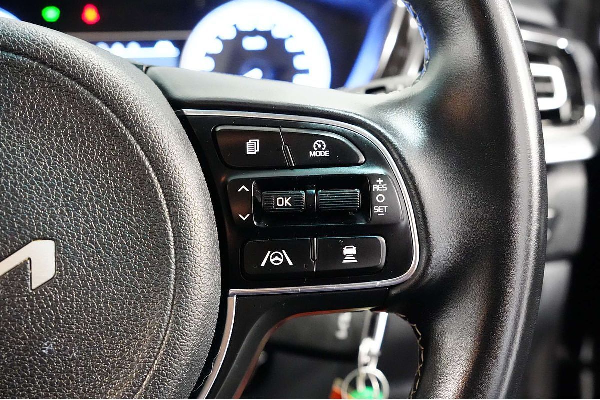 2021 Kia Niro Hybrid Sport DE