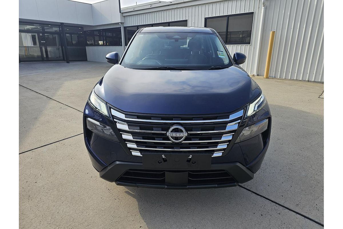 2025 Nissan X-TRAIL ST T33