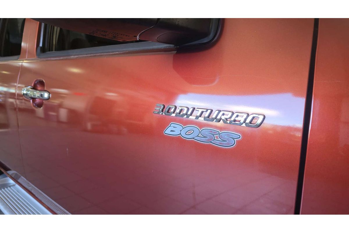 BT-50 09 UPGRADE BOSS B3000 SDX (4x4) 3.0L DT4 DIESEL TURBO F/INJ 5 SP MANUAL DUAL CAB P/UP 