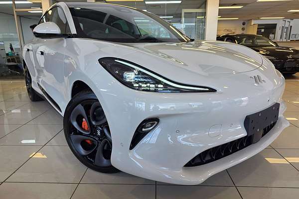 2025 MG IM6 Platinum S12L