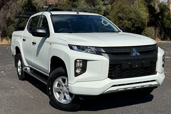 2022 Mitsubishi Triton GLX+ MR 4X4