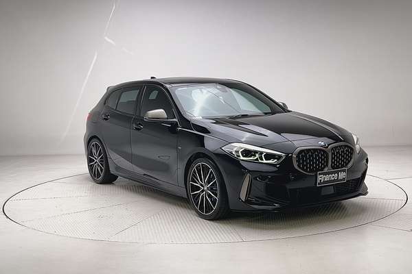 2022 BMW 1 Series M135i xDrive F40 thumb-4