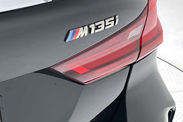 2022 BMW 1 Series M135i xDrive F40 thumb-21