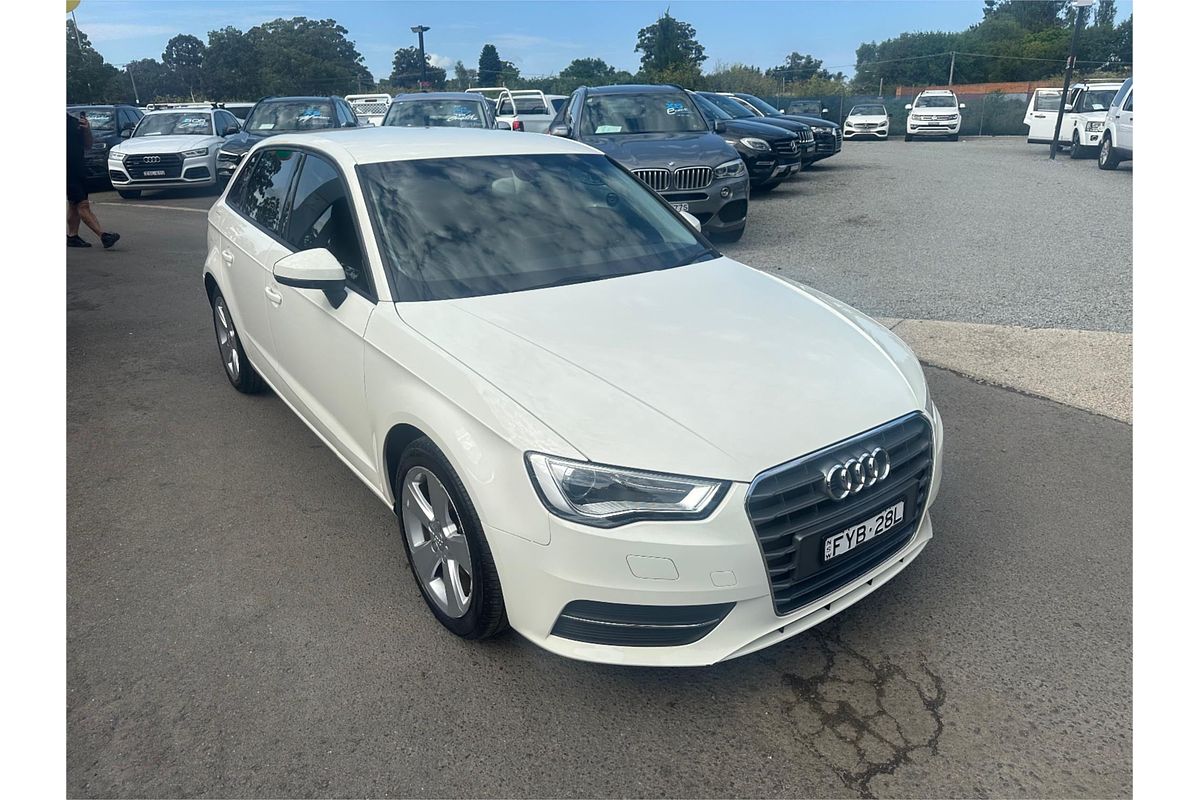 2014 Audi A3 Attraction 8V