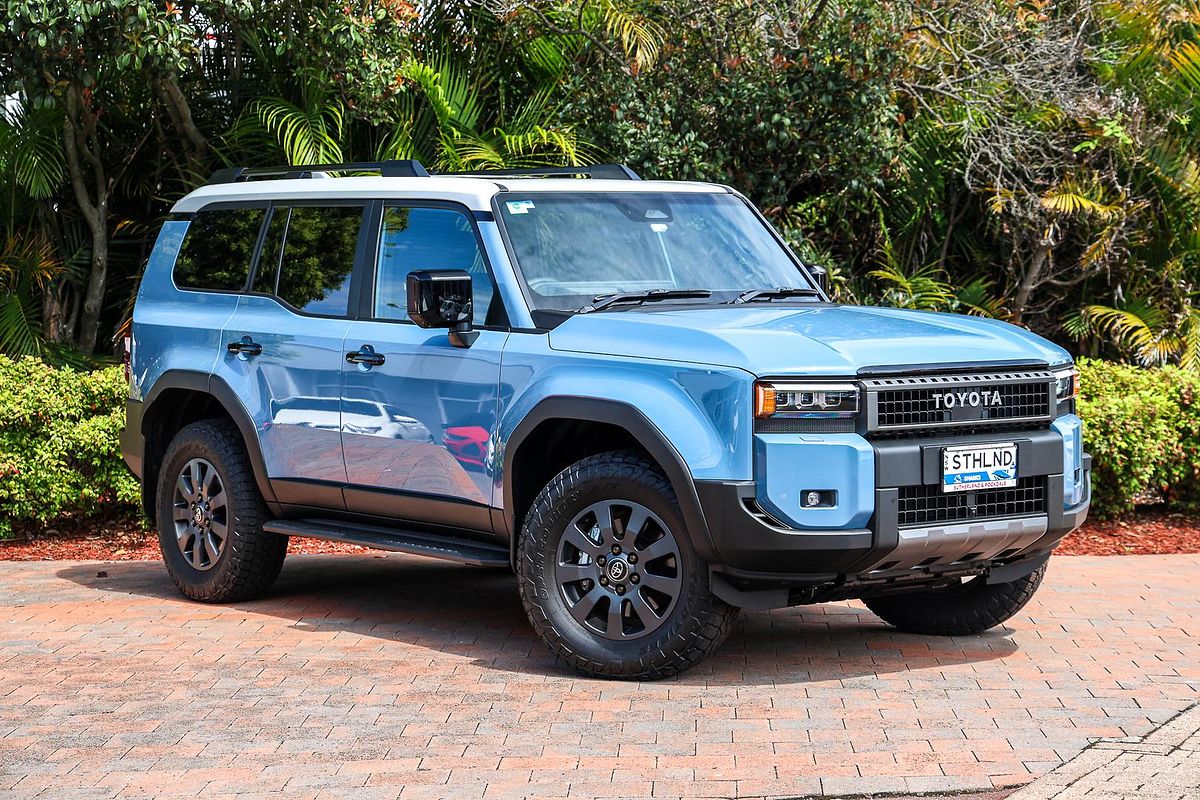 2025 Toyota Landcruiser Prado Altitude GDJ251R