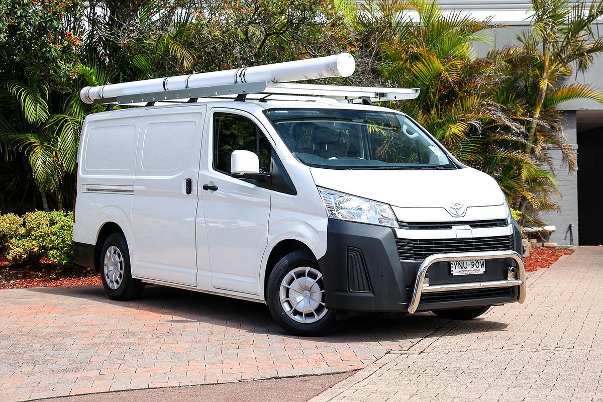2024 Toyota Hiace GDH300R LWB