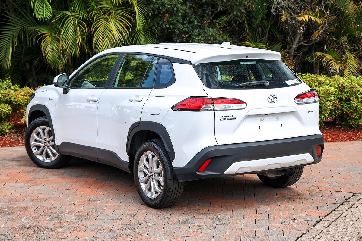 2024 Toyota Corolla Cross GX MXGH10R