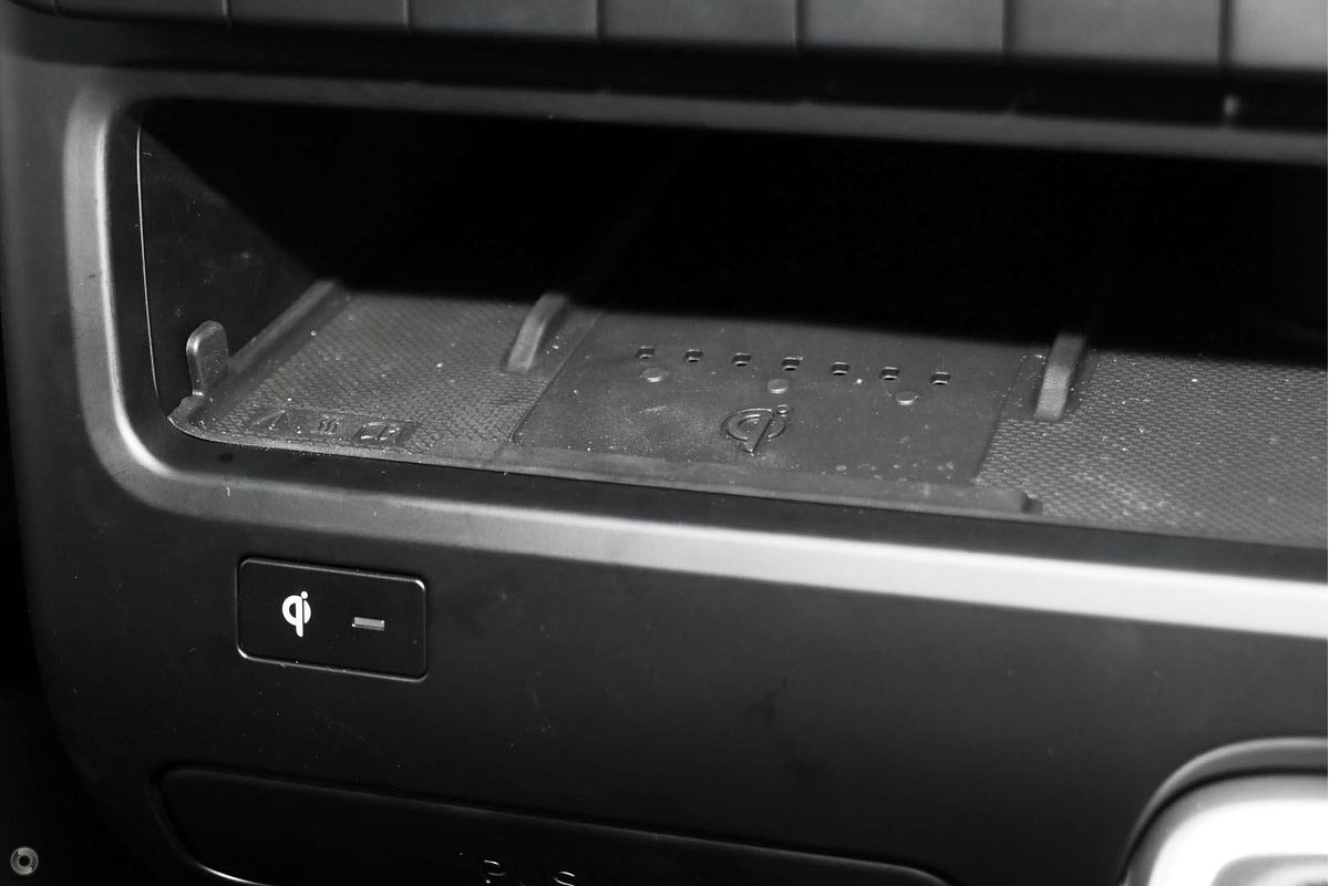 2025 Hyundai STARIA LOAD US4.V3