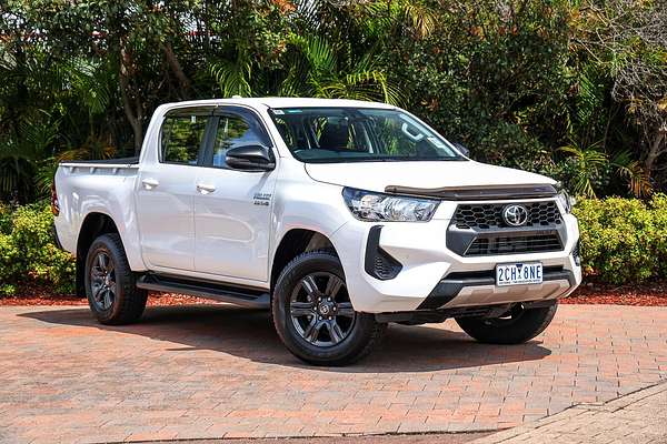 2025 Toyota Hilux SR 48V GUN126R 4X4