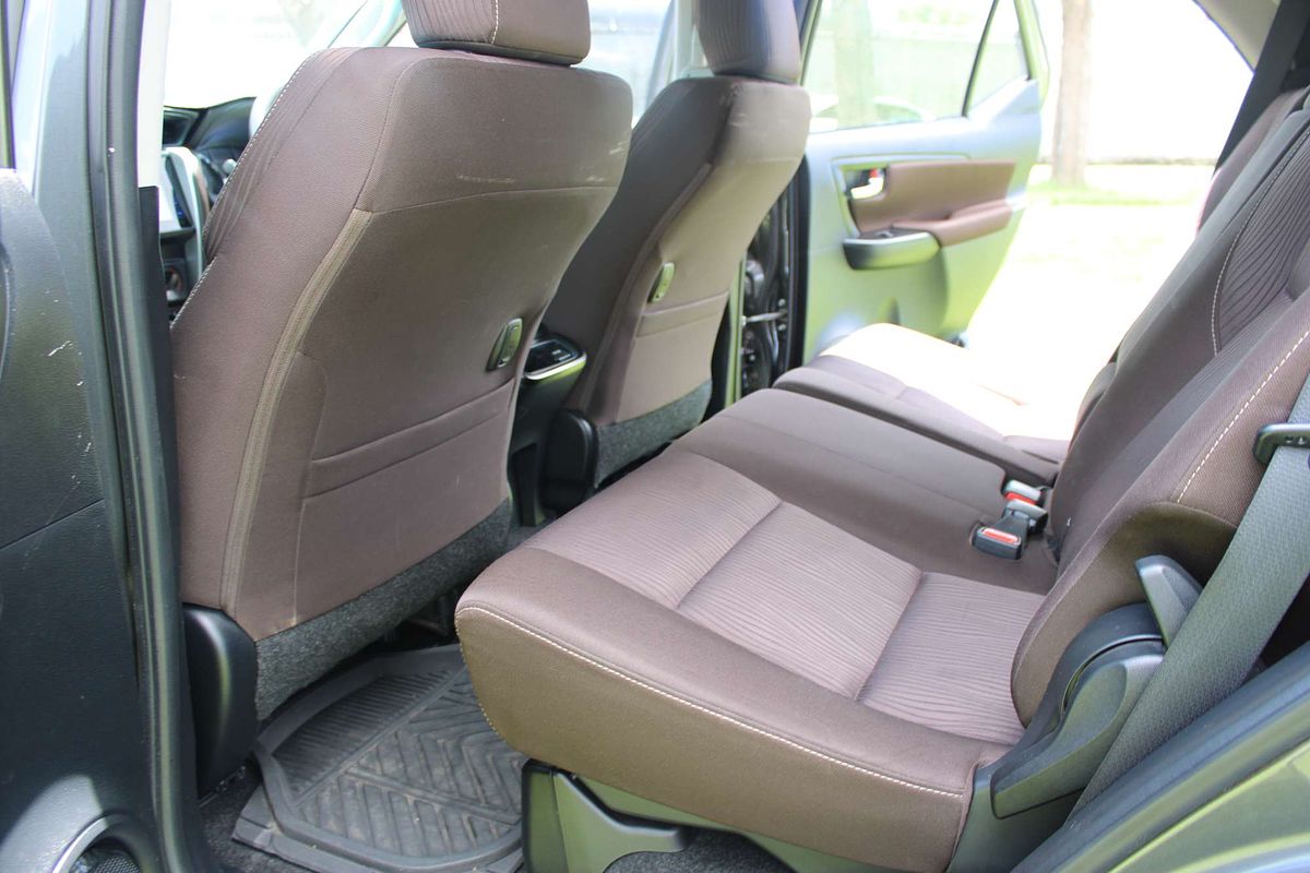 Fortuner GX 2.8L T Diesel Automatic Wagon 1Y17090 001