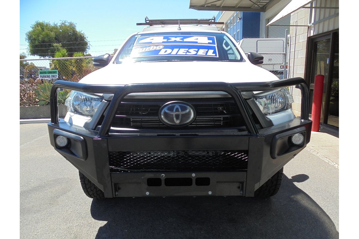 2020 Toyota Hilux SR GUN126R 4X4