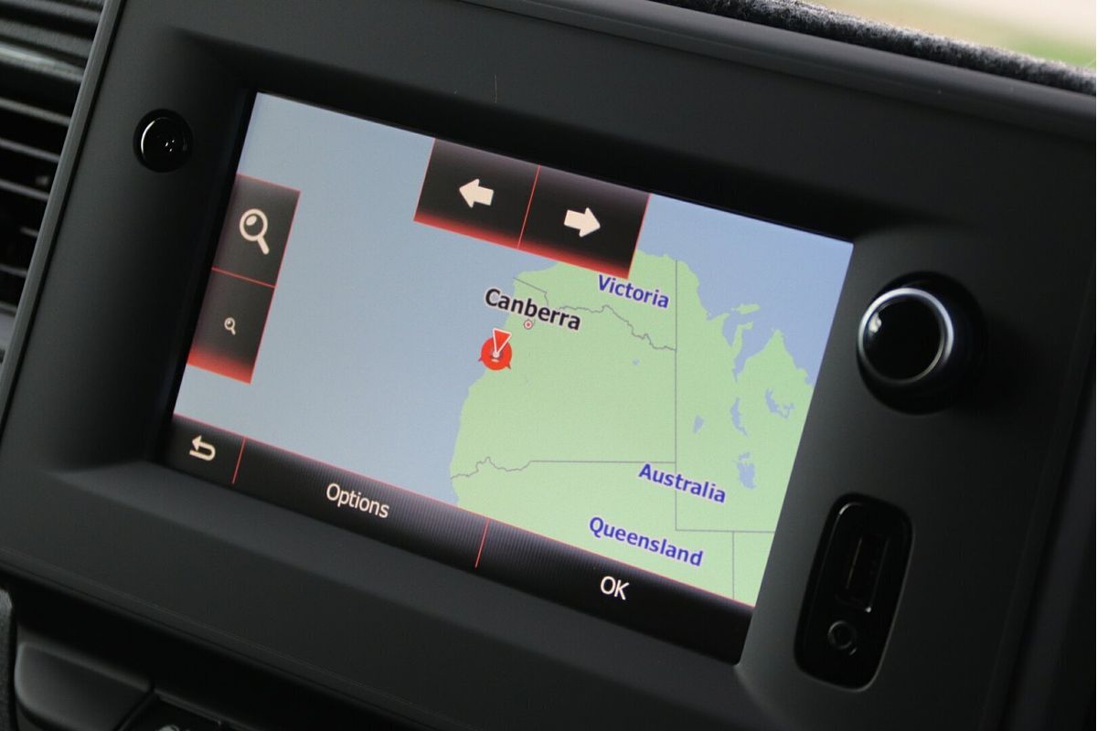 2024 Renault Master Pro 110kW X62 Phase 2 MWB Mid Roof