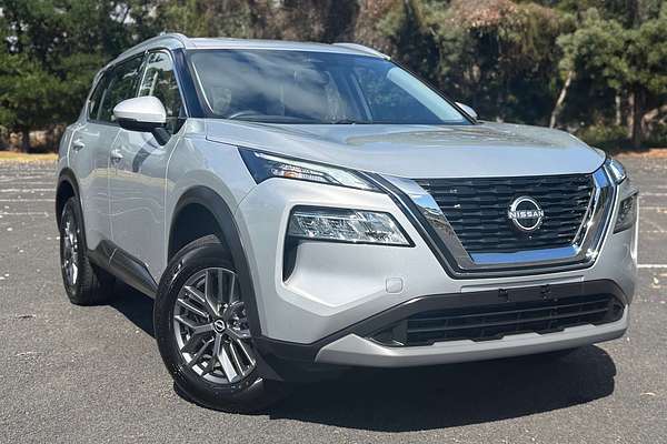 2025 Nissan X-TRAIL ST T33