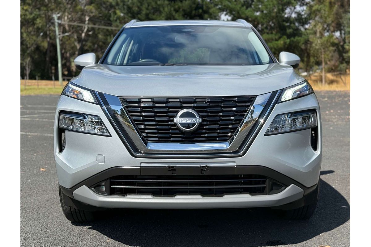 2025 Nissan X-TRAIL ST T33