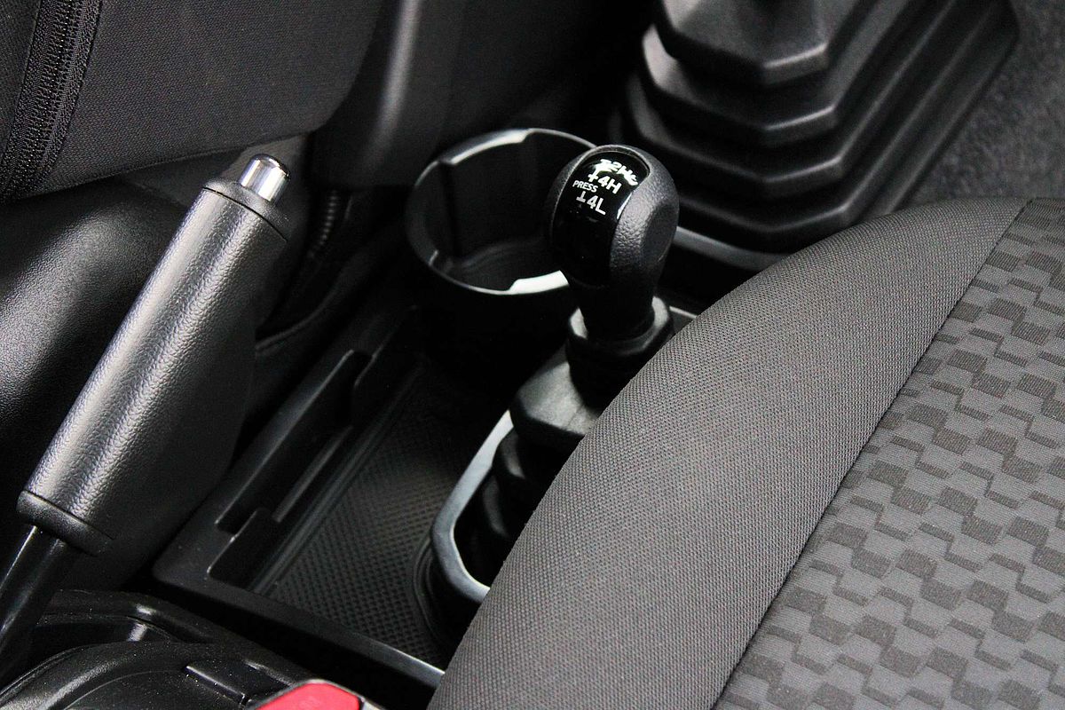 2022 Suzuki Jimny GLX GJ