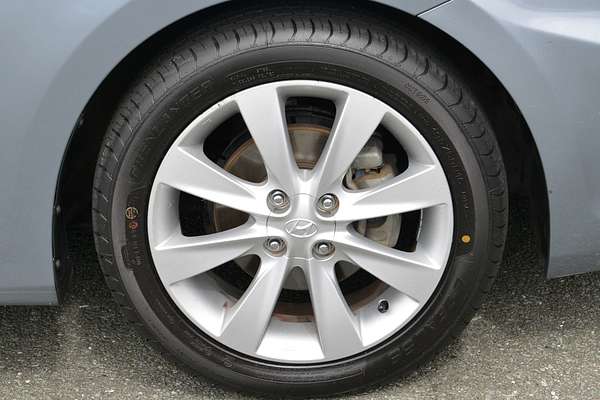 2017 Hyundai Accent Sport RB6 thumb-3