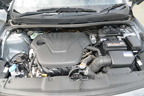 2017 Hyundai Accent Sport RB6 thumb-7