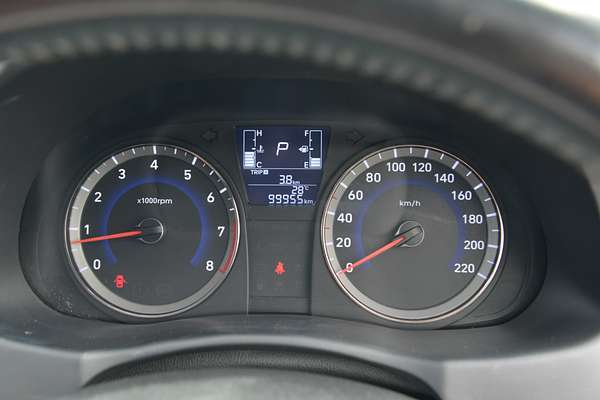 2017 Hyundai Accent Sport RB6 thumb-10