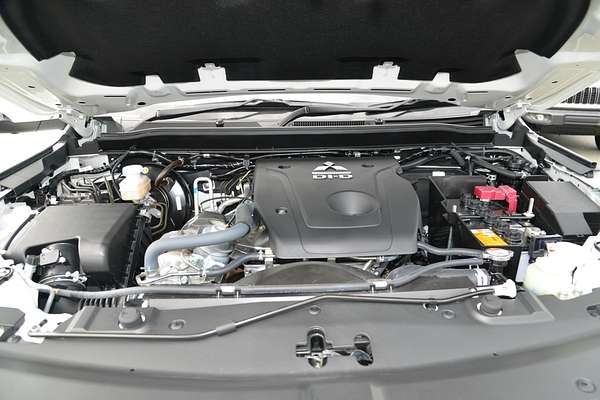 2024 Mitsubishi Pajero Sport GLS QG thumb-7