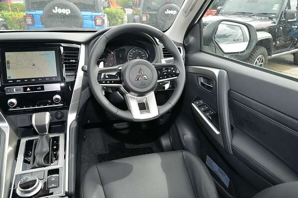 2024 Mitsubishi Pajero Sport GLS QG thumb-18