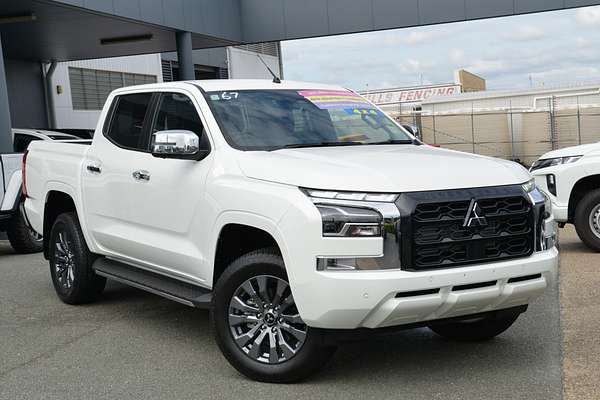 2025 Mitsubishi Triton GLS MV 4X4 thumb-0