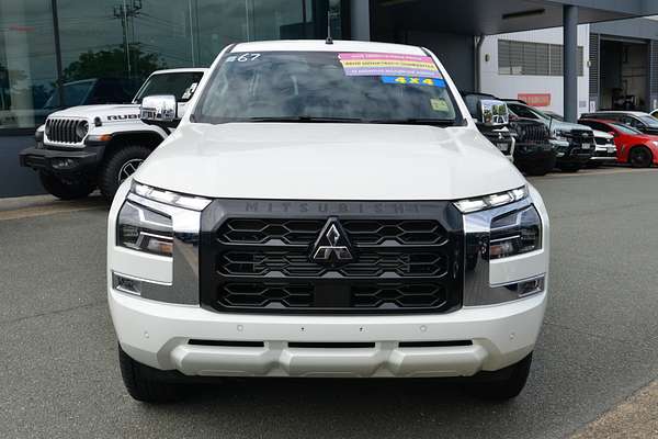 2025 Mitsubishi Triton GLS MV 4X4 thumb-2