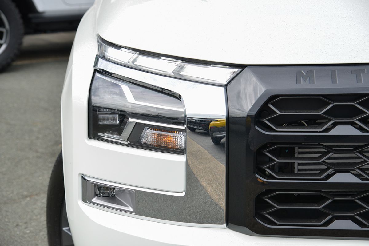 2025 Mitsubishi Triton GLS MV 4X4