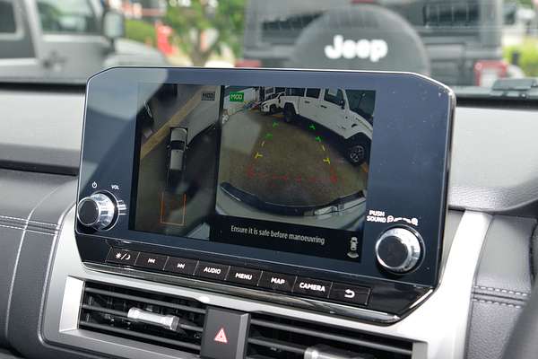 2025 Mitsubishi Triton GLS MV 4X4 thumb-12