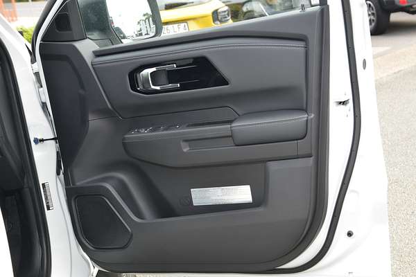 2025 Mitsubishi Triton GLS MV 4X4 thumb-16