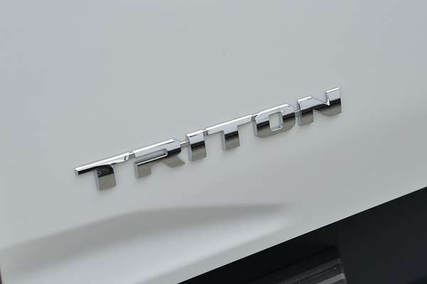 2025 Mitsubishi Triton GLS MV 4X4 thumb-20