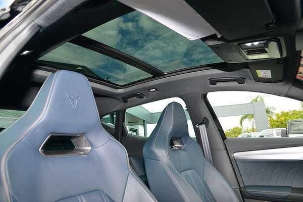 2024 CUPRA Formentor VZx KM thumb-10