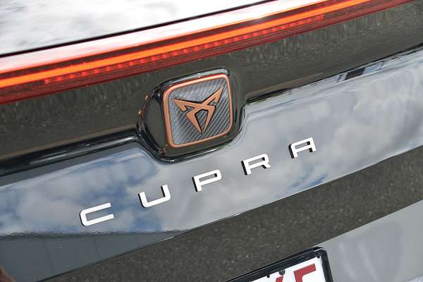 2024 CUPRA Formentor VZx KM thumb-19