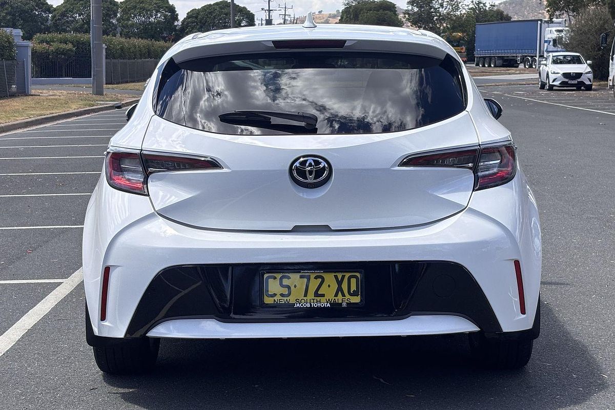 2018 Toyota Corolla Ascent Sport MZEA12R