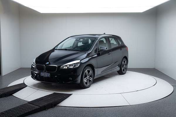 2015 BMW 2 Series 218d Sport Line F45