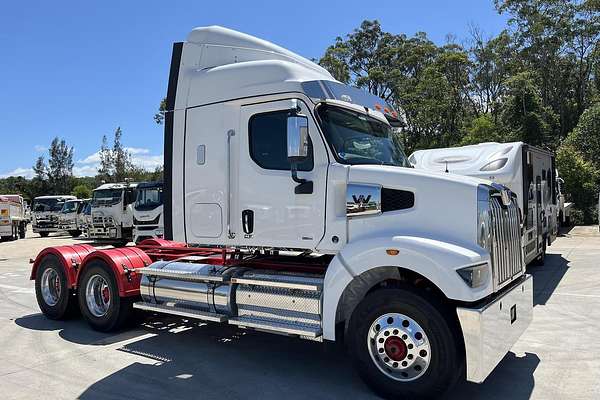 2024 Western Star 48X