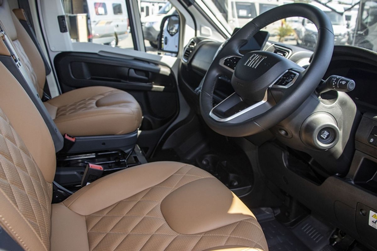 2025 Jayco SIGNATURE MOTORHOME FA.25-3.SG-MY25