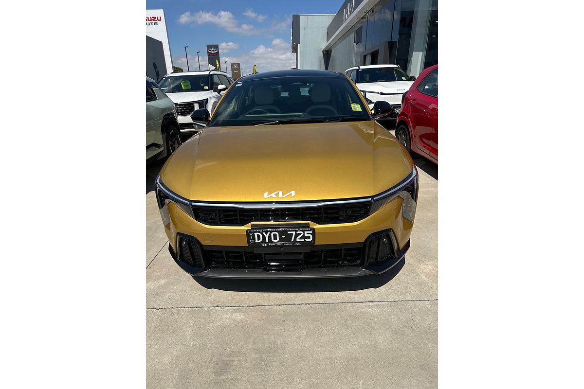 2025 Kia K4 GT-Line CL4m