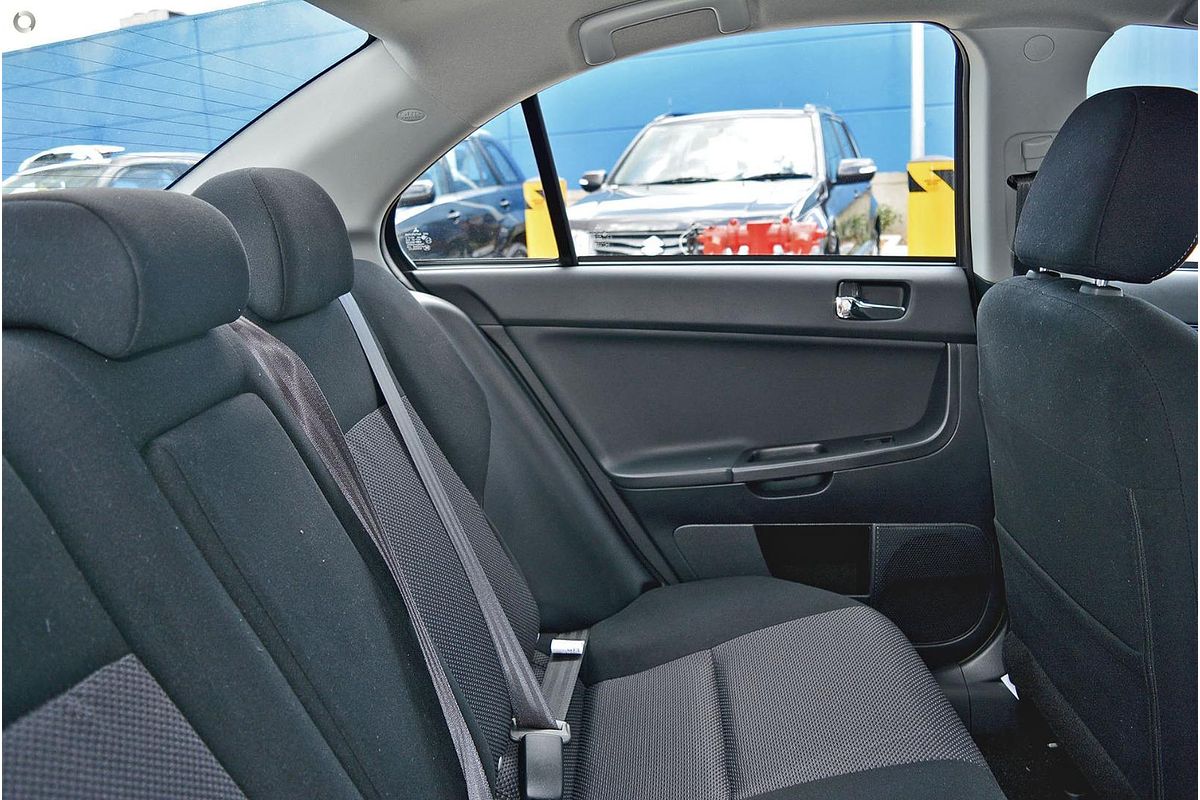 2016 Mitsubishi Lancer ES Sport CF