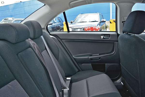 2016 Mitsubishi Lancer ES Sport CF