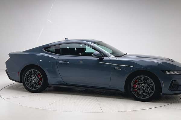 2025 Ford Mustang GT FO thumb-3