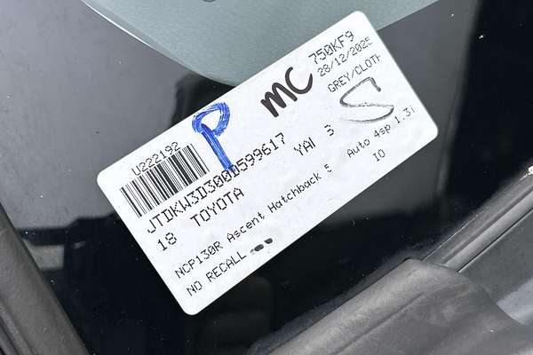 2018 Toyota Yaris Ascent NCP130R thumb-23